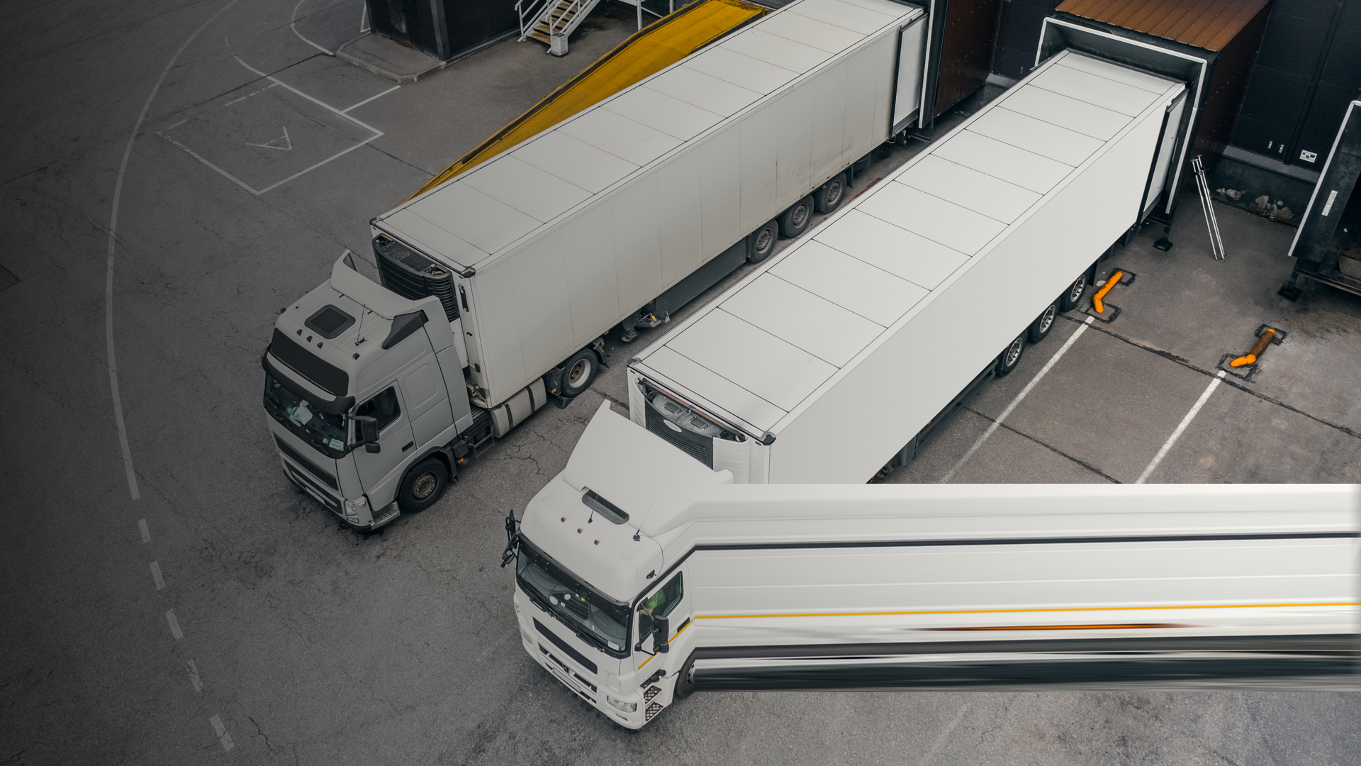 Teleroute_Trucks in the distribution hub By a_medvedkov_envato